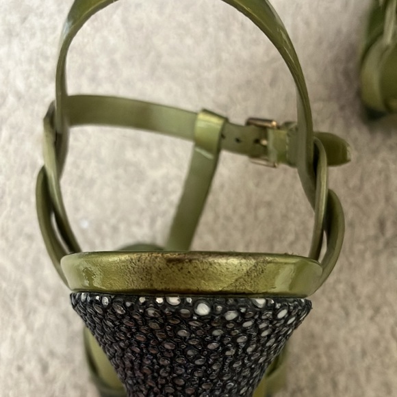 YSL. Tribute Light Green Sandal - Picture 4 of 5